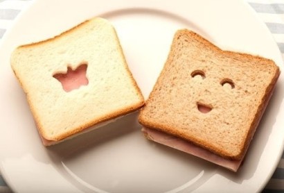 幽默搞笑的心情：你若使用美人计，我就将计就计