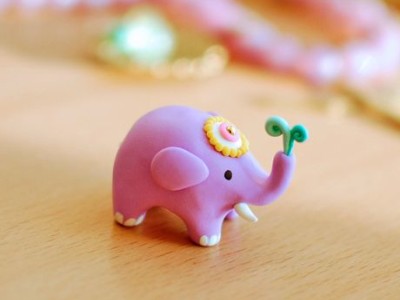 爆笑QQ说说：据说，试卷发下来一定要先吻一下，这叫“稳过”1