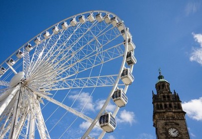 个性说说大全：爱又怎样，恨又怎样，还不是一念之间